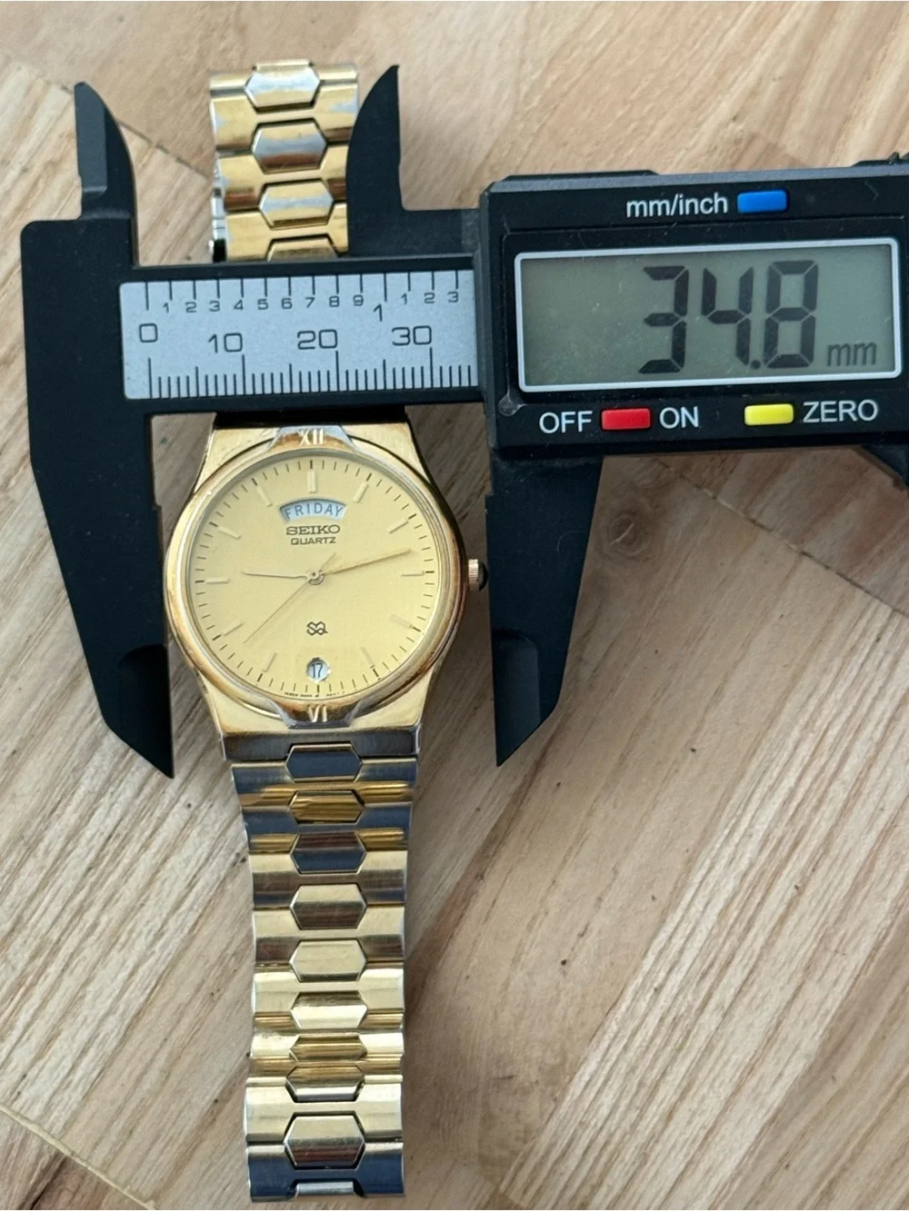 Seiko SQ Vintage Watch Gold Dial, Bracelet, Case Day Date Windows New Crystal